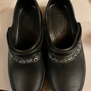 Crocs black size 9 NWOT